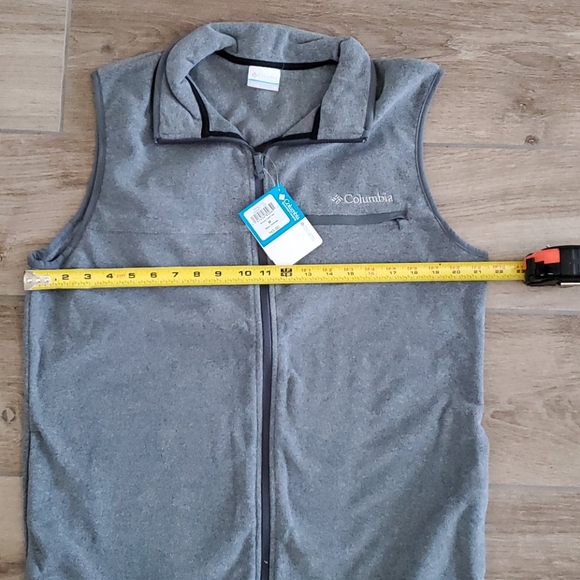 🆕️ Men's Columbia Vest (Graphite Heather) - Picture 7 of 9